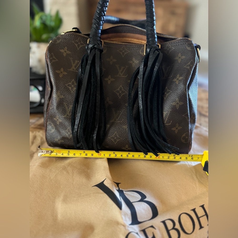 Vintage Boho Bags- vintage LV